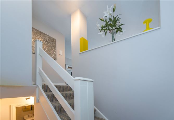 6 Kirwans Court, Kirwans Lane, Galway City, Co. Galway