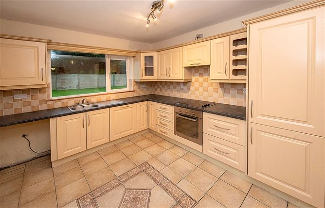 43 An Grianan, Ballinroad, Dungarvan, Co. Waterford