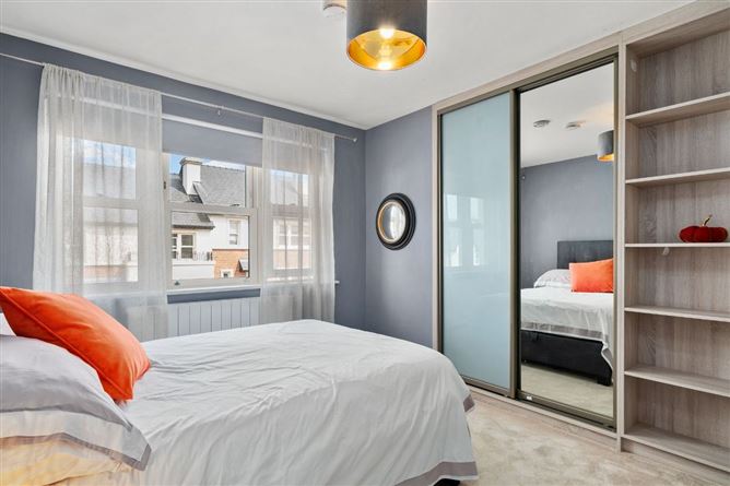 https://photos-a.propertyimages.ie/media/0/0/1/4924100/4046faf8-6d2b-4dcf-9486-cd1f2b8566e6_l.jpg