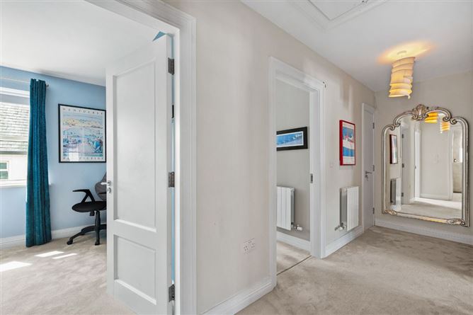 https://photos-a.propertyimages.ie/media/0/0/1/4924100/4046faf8-6d2b-4dcf-9486-cd1f2b8566e6_l.jpg
