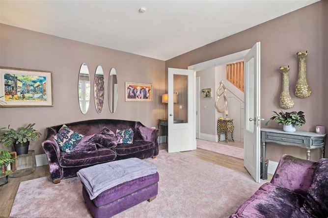 https://photos-a.propertyimages.ie/media/0/0/1/4924100/4046faf8-6d2b-4dcf-9486-cd1f2b8566e6_l.jpg