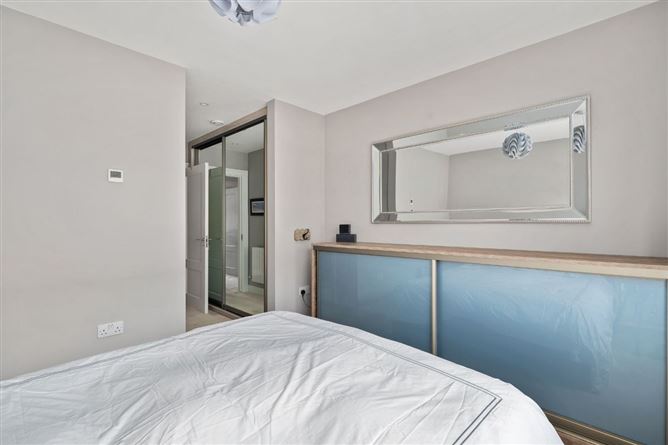 https://photos-a.propertyimages.ie/media/0/0/1/4924100/4046faf8-6d2b-4dcf-9486-cd1f2b8566e6_l.jpg