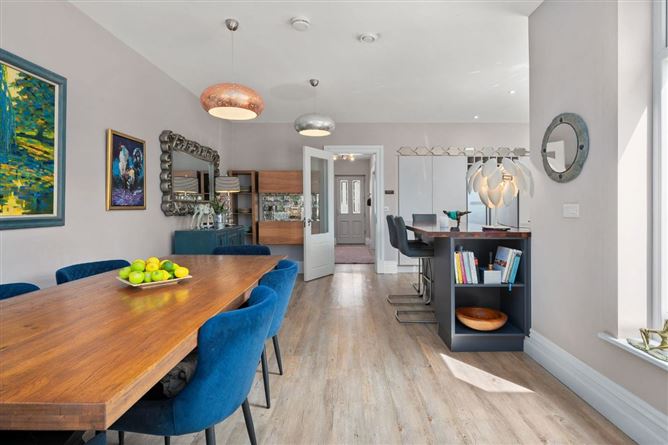 https://photos-a.propertyimages.ie/media/0/0/1/4924100/4046faf8-6d2b-4dcf-9486-cd1f2b8566e6_l.jpg