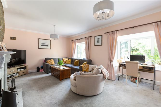 7 Hunters Leap, Newcastle, Wicklow