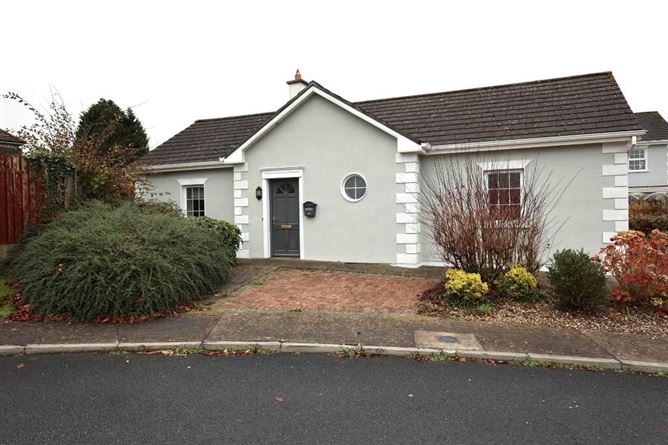 6 Ayrhill Court, Roscrea, Tipperary