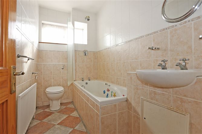 29 Tradaree Court, Shannon, Clare