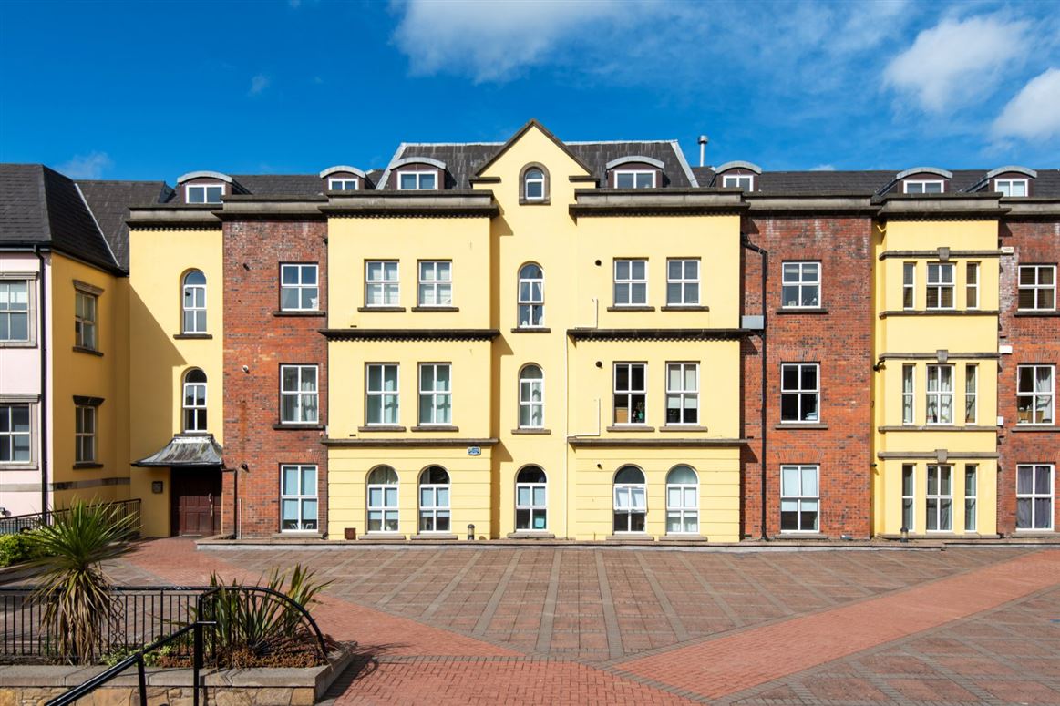 Apt 8, Carnegie Court, North Street, Swords, Dublin