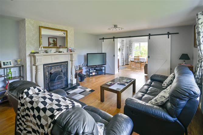 Photo 9 of 42 — 308 Colehill, Newtowncunningham, Lifford, Co. Donegal