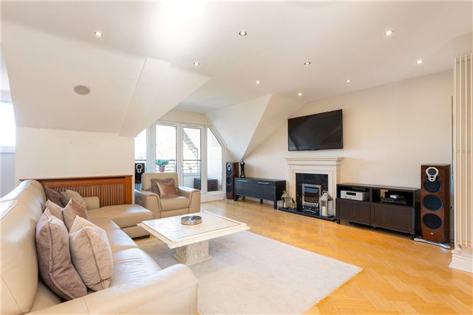 Penthouse, 71 Woodview, Mount Merrion Avenue, Blackrock, Co. Dublin