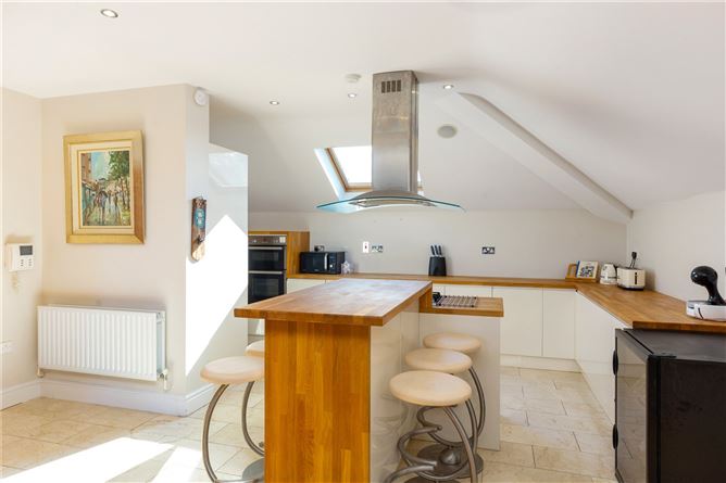 Penthouse, 71 Woodview, Mount Merrion Avenue, Blackrock, Co. Dublin