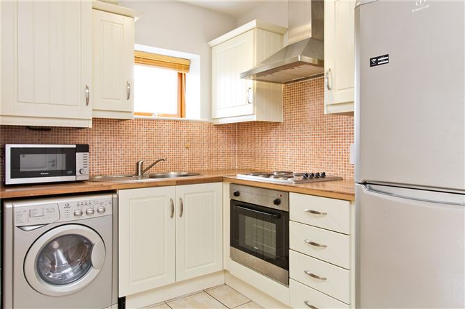 11 Garthy Wood, Knocklyon, Dublin 16