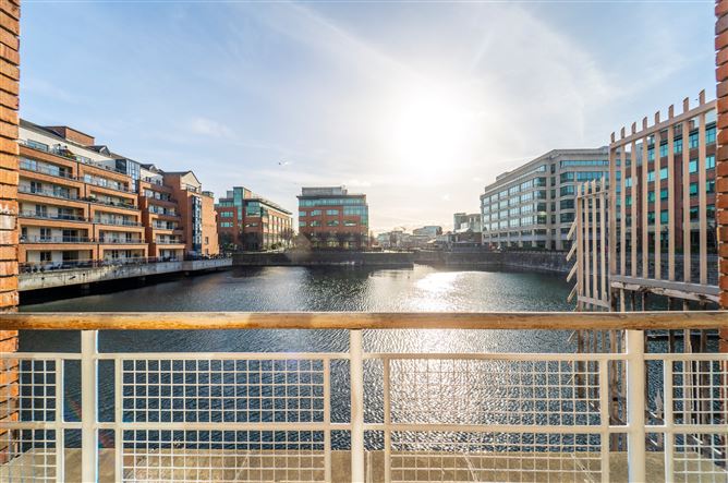 1 Aranmore, Custom House Harbour, IFSC, Dublin 1