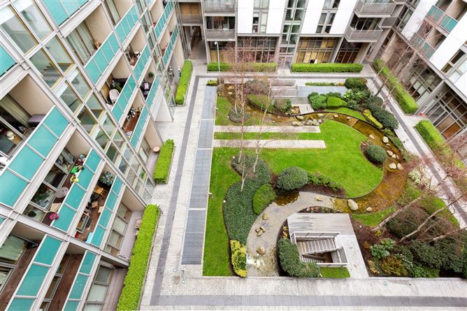 26 Longford House, Spencer Dock, Dublin 1