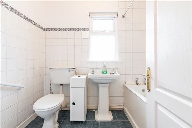 11 Drummartin Park, Goatstown, Dublin 14