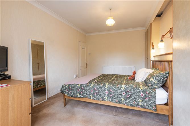 11 Drummartin Park, Goatstown, Dublin 14