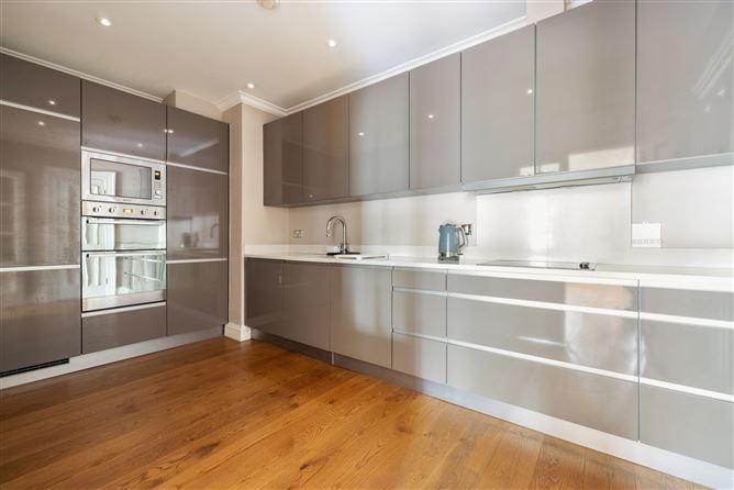 Apartment 33 Hollybrook, Foxrock, Dublin 18