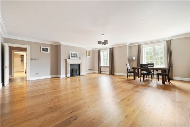 Apartment 33 Hollybrook, Foxrock, Dublin 18