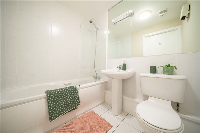 67 Kilmainham Bank , Inchicore, Dublin 8