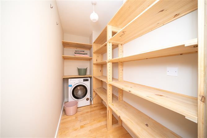 67 Kilmainham Bank , Inchicore, Dublin 8