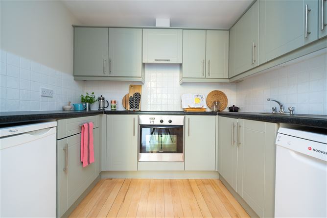 67 Kilmainham Bank , Inchicore, Dublin 8