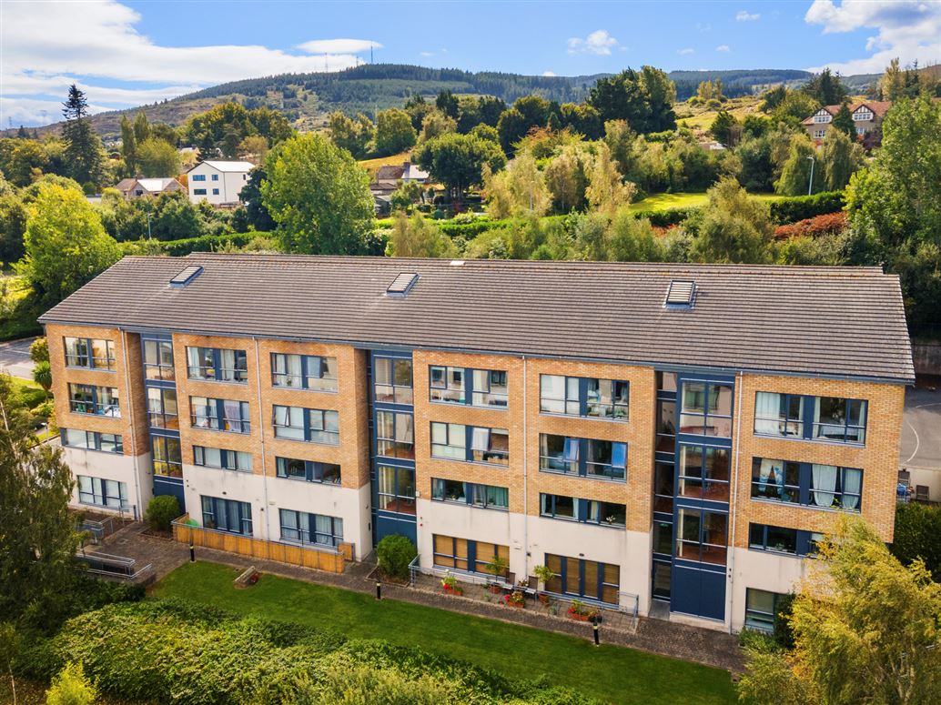 17 Corrig Hall, Ticknock Hill, Dublin 18