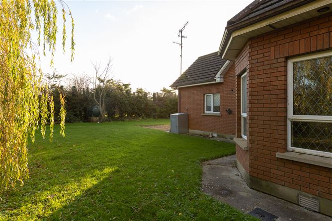 Carraig Rua, Chapel Road,, Dromiskin, Louth