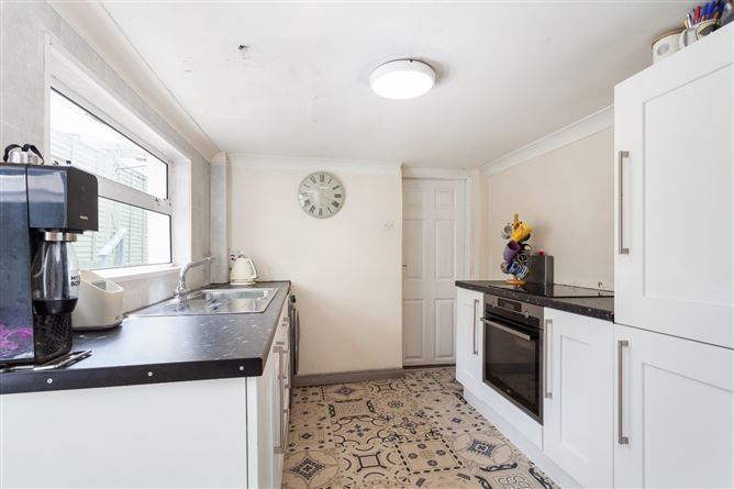 56 Botanic Avenue, Glasnevin, Dublin 9