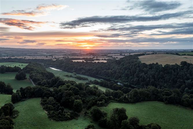 Dowth Hall Estate On C. 552acres, (Including Netterville Manor), Dowth, Drogheda, Co. Meath