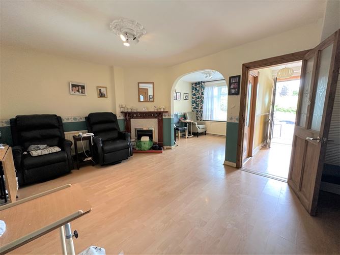 197 Sarsfield Road, Ballyfermot, Dublin 10 Ray Cooke Auctioneers