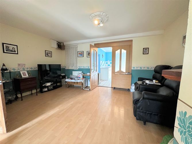 197 Sarsfield Road, Ballyfermot, Dublin 10 Ray Cooke Auctioneers