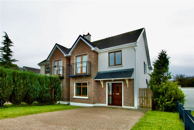 22 Newcastle Court, Ballymahon, Longford
