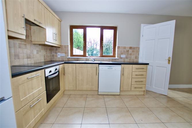 22 Newcastle Court, Ballymahon, Longford