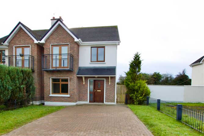 22 Newcastle Court, Ballymahon, Longford