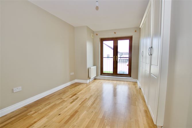 22 Newcastle Court, Ballymahon, Longford