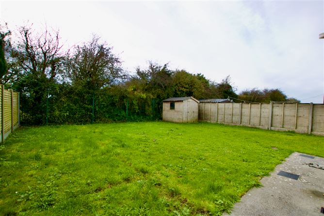 22 Newcastle Court, Ballymahon, Longford