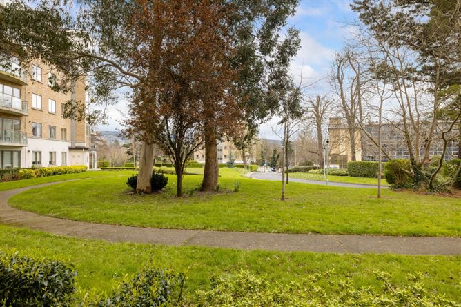 32 The Holly, Rockfield, Dundrum, Dublin 16