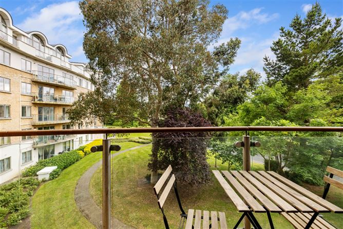 32 The Holly, Rockfield, Dundrum, Dublin 16