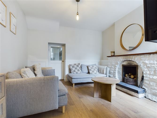 4 Grattan Street, Youghal, Cork