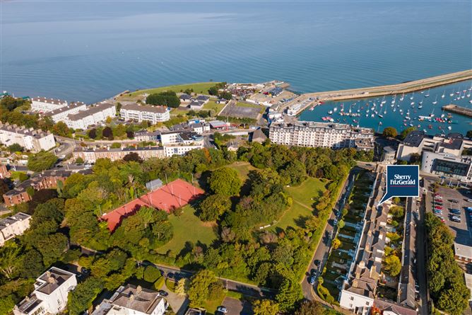 5 De Vesci Terrace, Monkstown, Co. Dublin