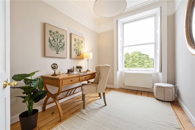 5 De Vesci Terrace, Monkstown, Co. Dublin