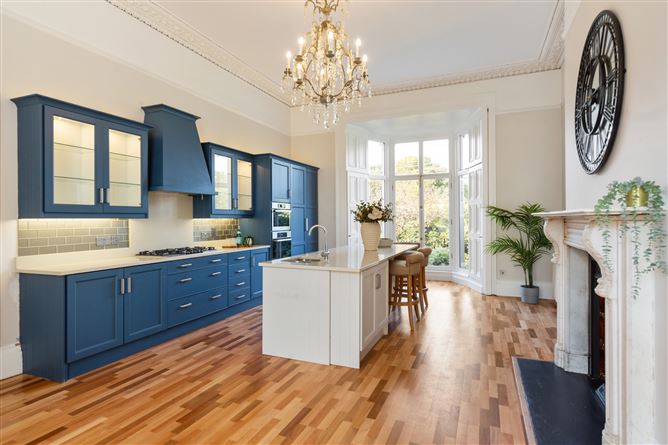 5 De Vesci Terrace, Monkstown, Co. Dublin
