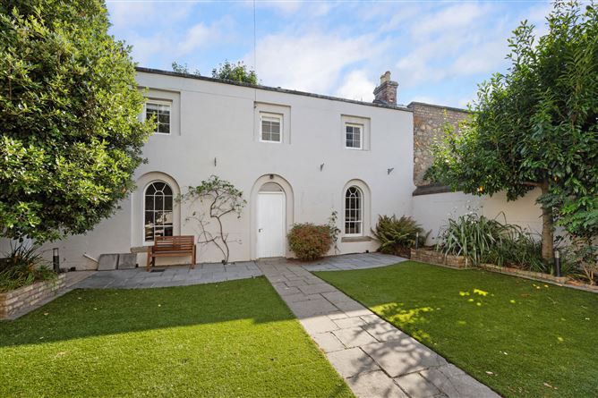 5 De Vesci Terrace, Monkstown, Co. Dublin