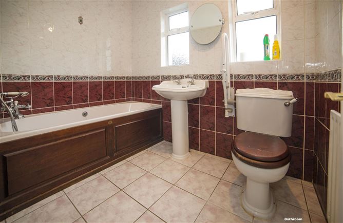 148 Foxfield Grove, Raheny, Dublin