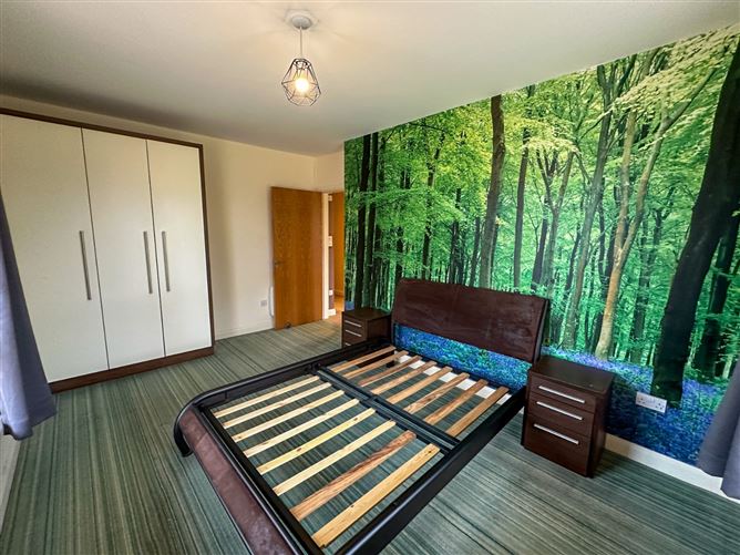 113 Boireann Bheag, Roscam, Galway