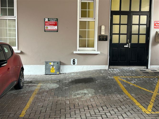 6 Grosvenor Court, High Street, Killarney, Co. Kerry