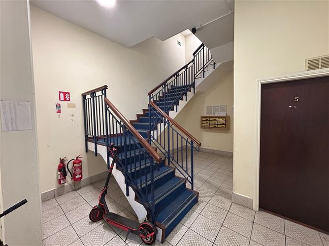 6 Grosvenor Court, High Street, Killarney, Co. Kerry