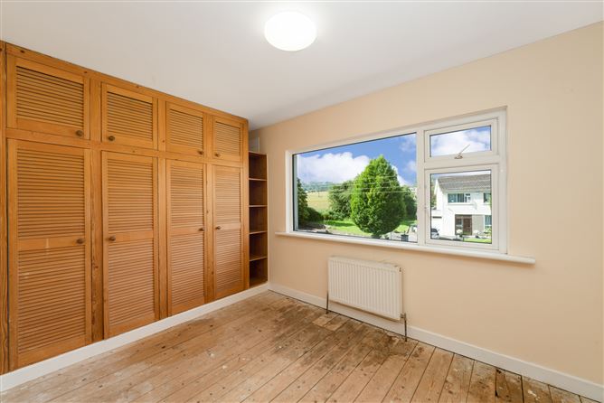 11 Rathcoole Park, Rathcoole, Co. Dublin