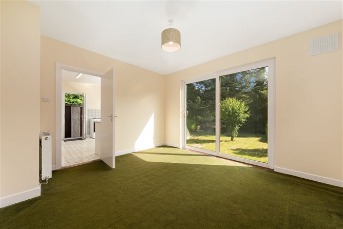11 Rathcoole Park, Rathcoole, Co. Dublin