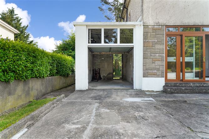 11 Rathcoole Park, Rathcoole, Co. Dublin