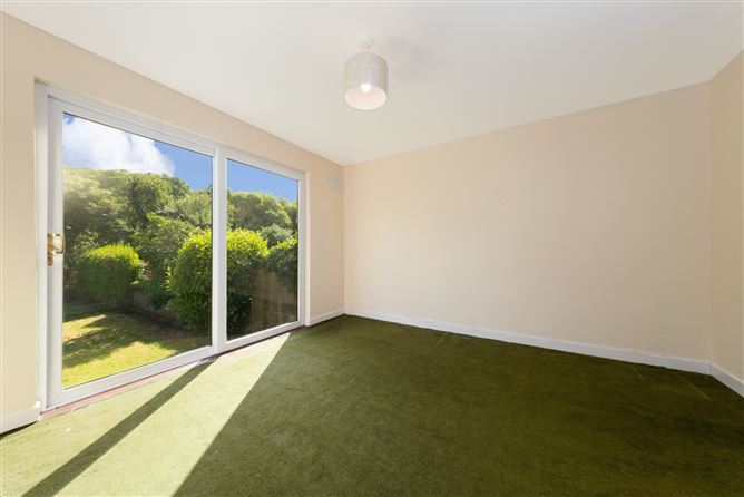 11 Rathcoole Park, Rathcoole, Co. Dublin